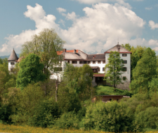 Частная школа Max-Rill-Schule Schule Schloss Reichersbeuern