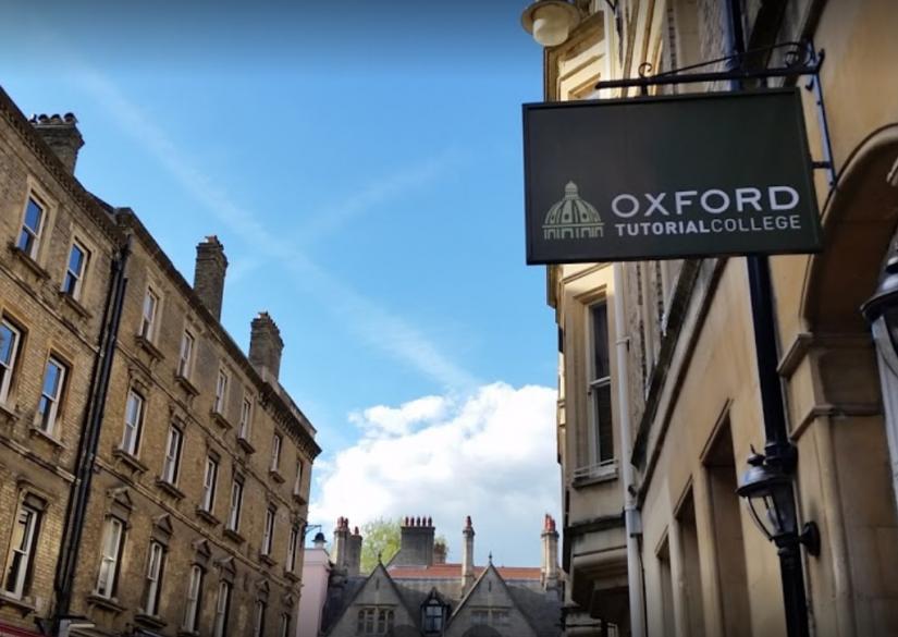 Oxford Sixth Form College (ранее Oxford Tutorial College) 0