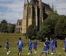 Nike Football Camp в Англии Футбольный лагерь Lancing College