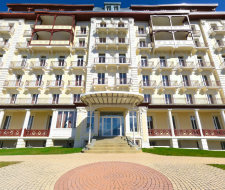 SHMS Swiss Hotel Management School школа гостиничного управления