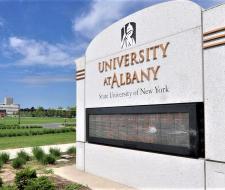 SUNY - Университет штата Нью-Йорк в Олбани (SUNY - State University of New York at Albany)
