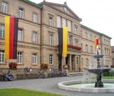 Eberhard Karls Universität Tübingen Тюбингенский университет