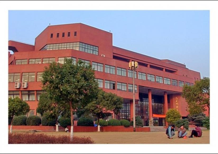 Shanghai Jiao Tong University (SJTU) Шахайский университет Цзяо Тун 1