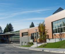 Collingwood School (Государственная школа Канады Коллингвуд)