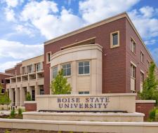 Boise State University (BSU) Государственный университет Бойсе