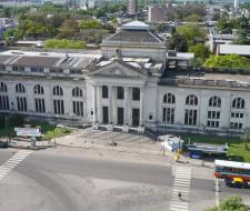 Universidad Nacional de Rosario (UNR) Национальный университет Росарио (УНР)