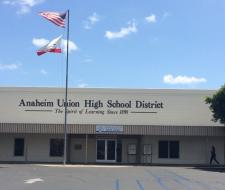 Anaheim Union High School District (Школа Анахайм Юнион)