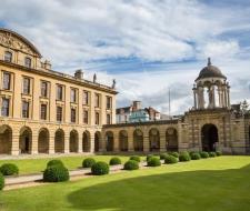 City of Oxford College Summer (Летний лагерь в City of Oxford College)
