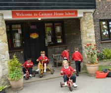 Cumnor House School for Boys — Частная школа для мальчиков Cumnor 