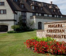 Niagara Christian Collegiate, Школа-пансион Niagara Christian Collegiate