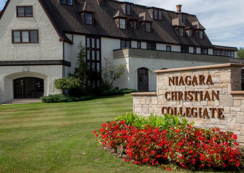 Niagara Christian Collegiate, Школа-пансион Niagara Christian Collegiate 0