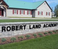 Robert Land Academy, Академия Роберта Ланда