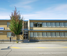 St. John's Academy Vancouver, Школа Святого Иоанна в Ванкувере