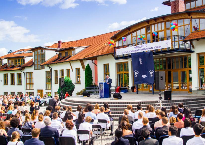 Townshend International School Школа в Чехии 1