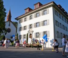 International School of Zug and Luzern (ISZL), Международная школа Цуга и Люцерна