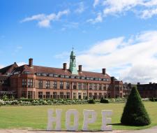 Liverpool Hope University, Ливерпульский университет Hope