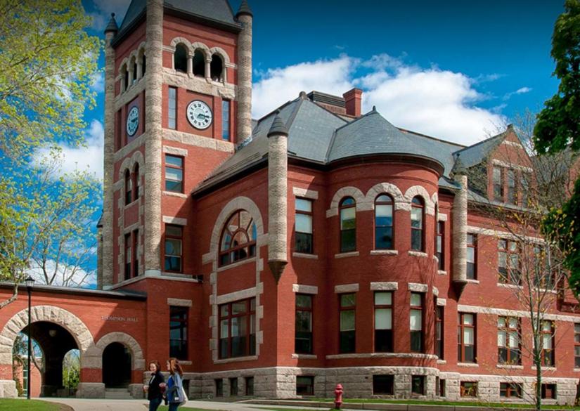 University of New Hampshire (Университет Нью-Хэмпшира) 1